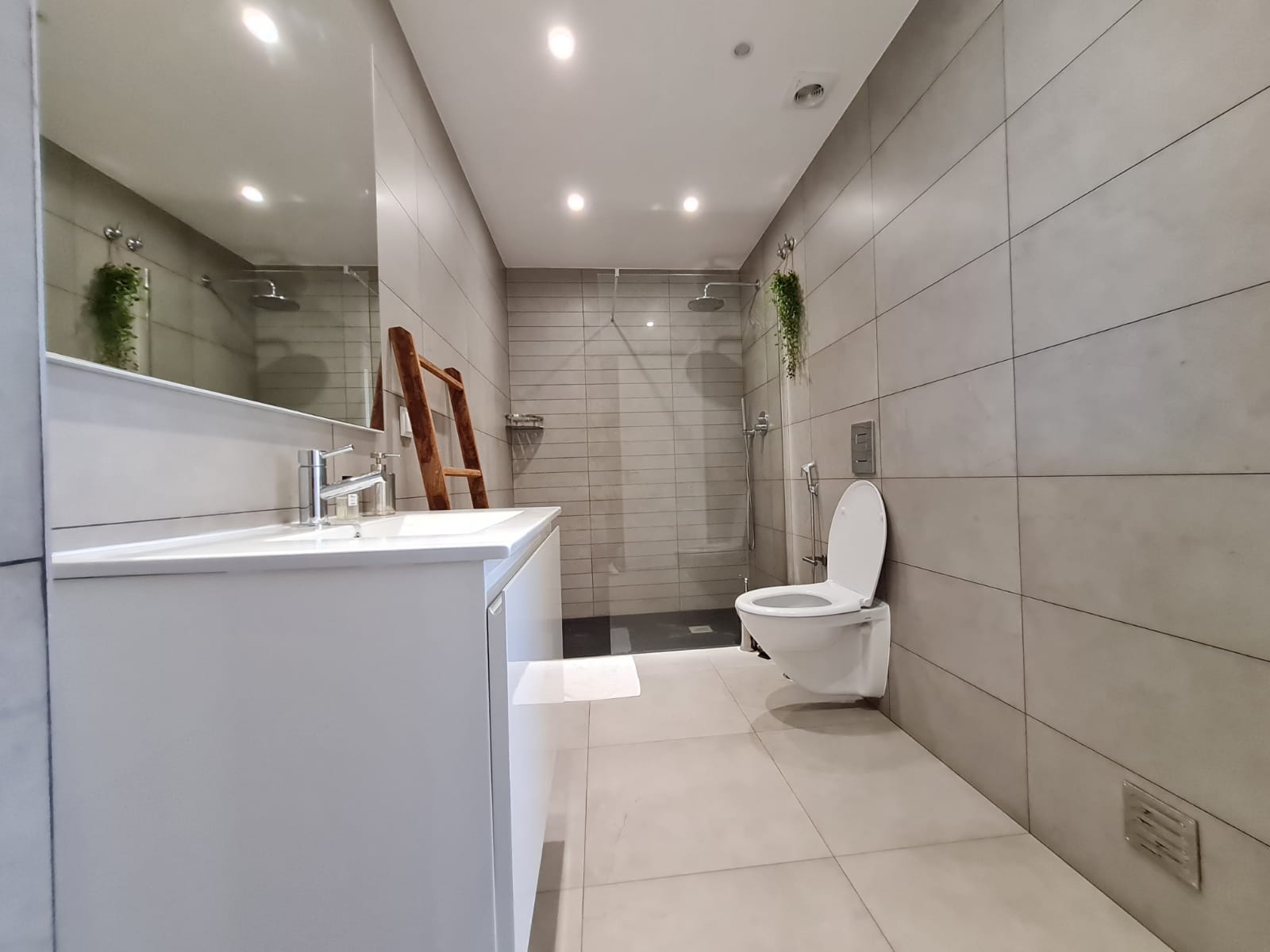 WhatsApp Image 2022-06-04 at 11.18.45 (1)