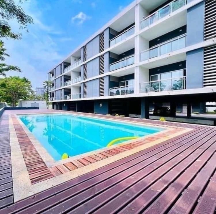 Spacious Single-Family Homes