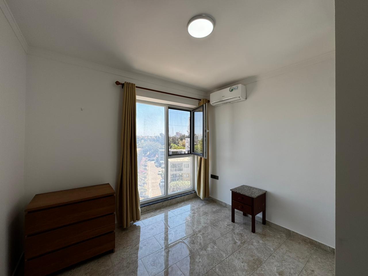 WhatsApp Image 2025-11-11 at 14.08.58_330df759