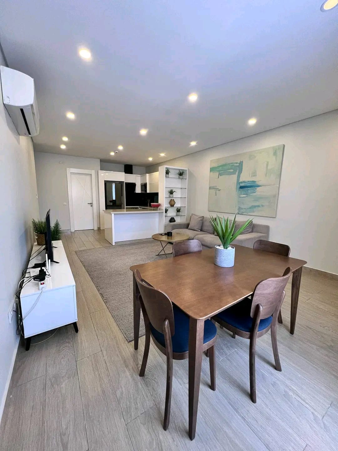 WhatsApp Image 2025-11-18 at 11.23.04_d231eec3