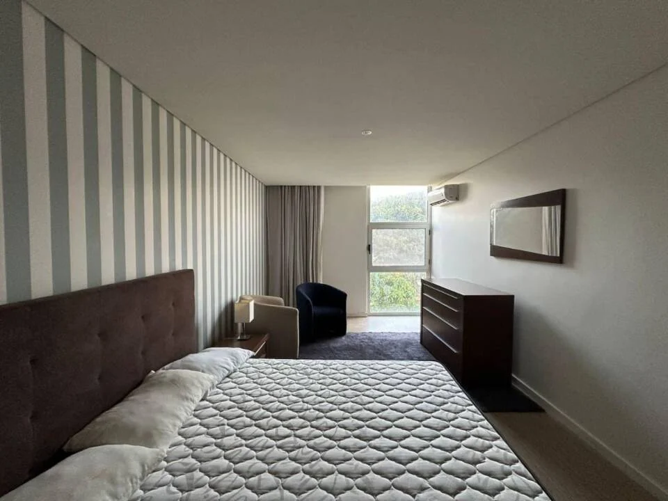 Arrenda-se-Apartamento-T3-Mobilado-no-Condominio-Miradouro-Polana-3